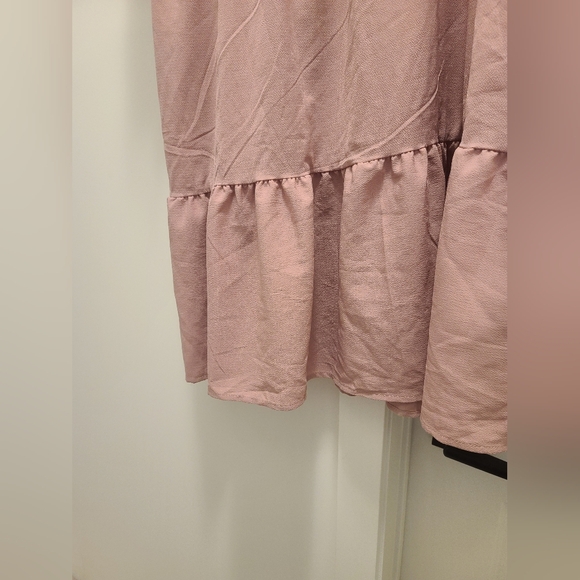 Pink Ruffled V-Neck Midi Dress - Picture 4 of 9